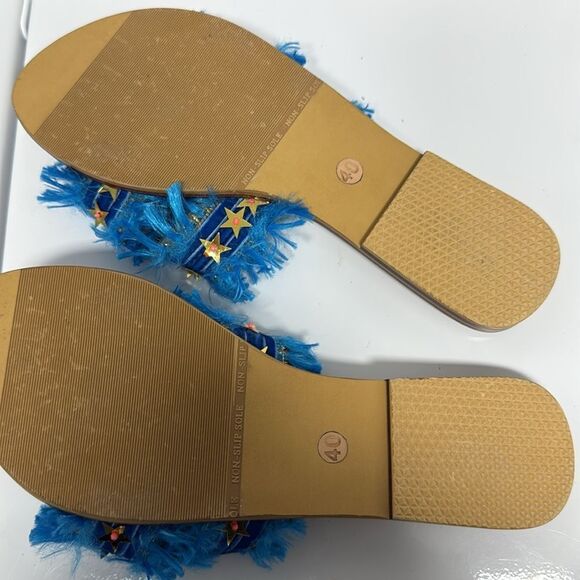 Blue FEATHER Sandals with Star Accents - Size 9 - BRAND NEW NWOB - Picture 2 of 4